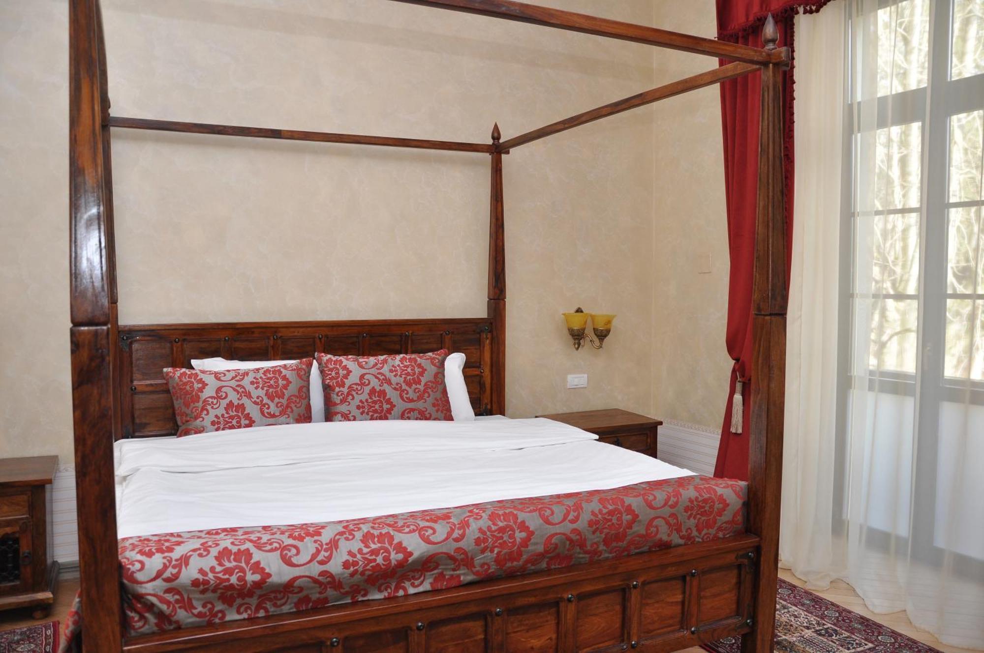 Regal 1880 Hotel Sinaia Room photo